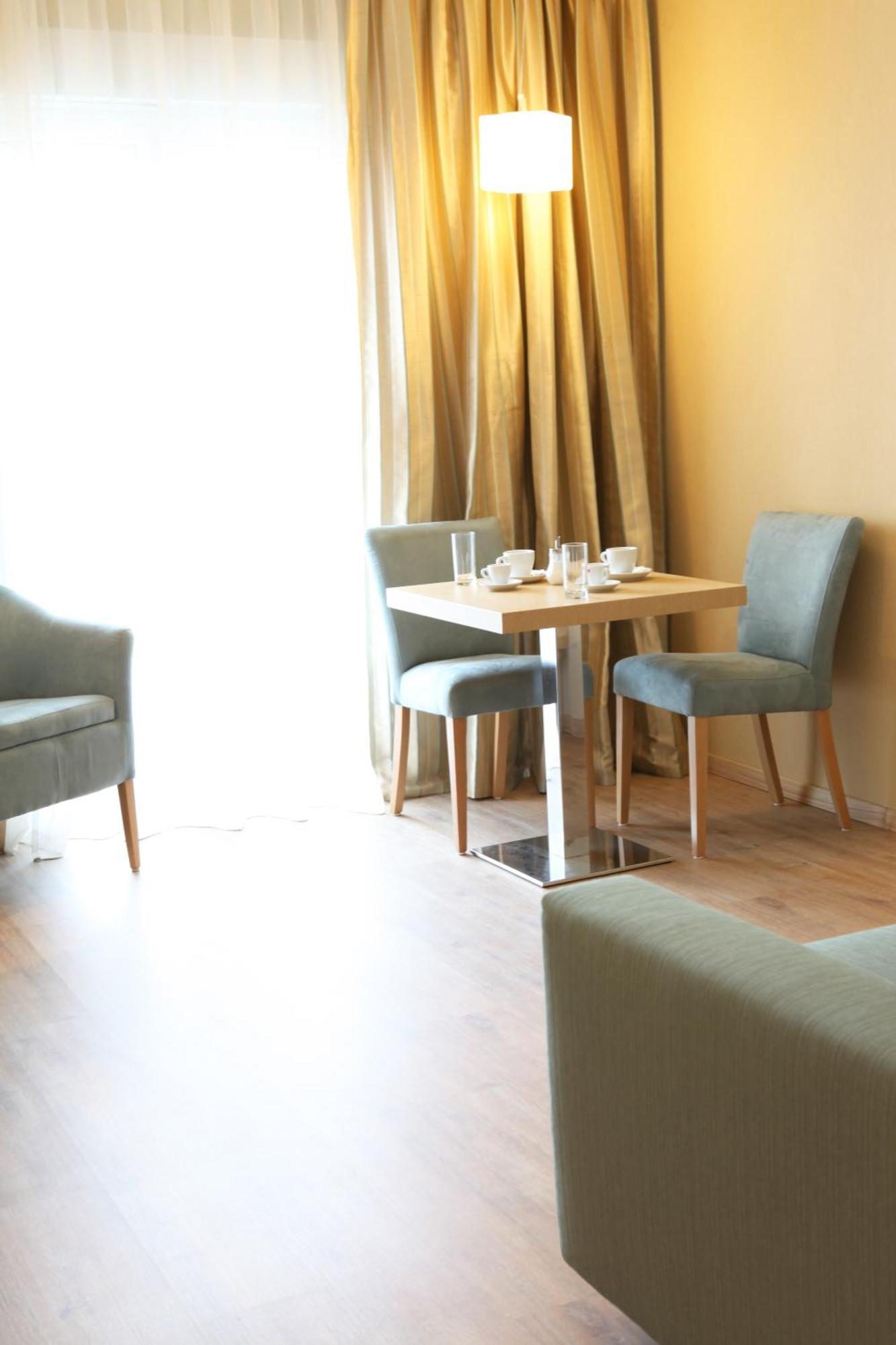 Hotel Alfa Édesza Kültér fotó
