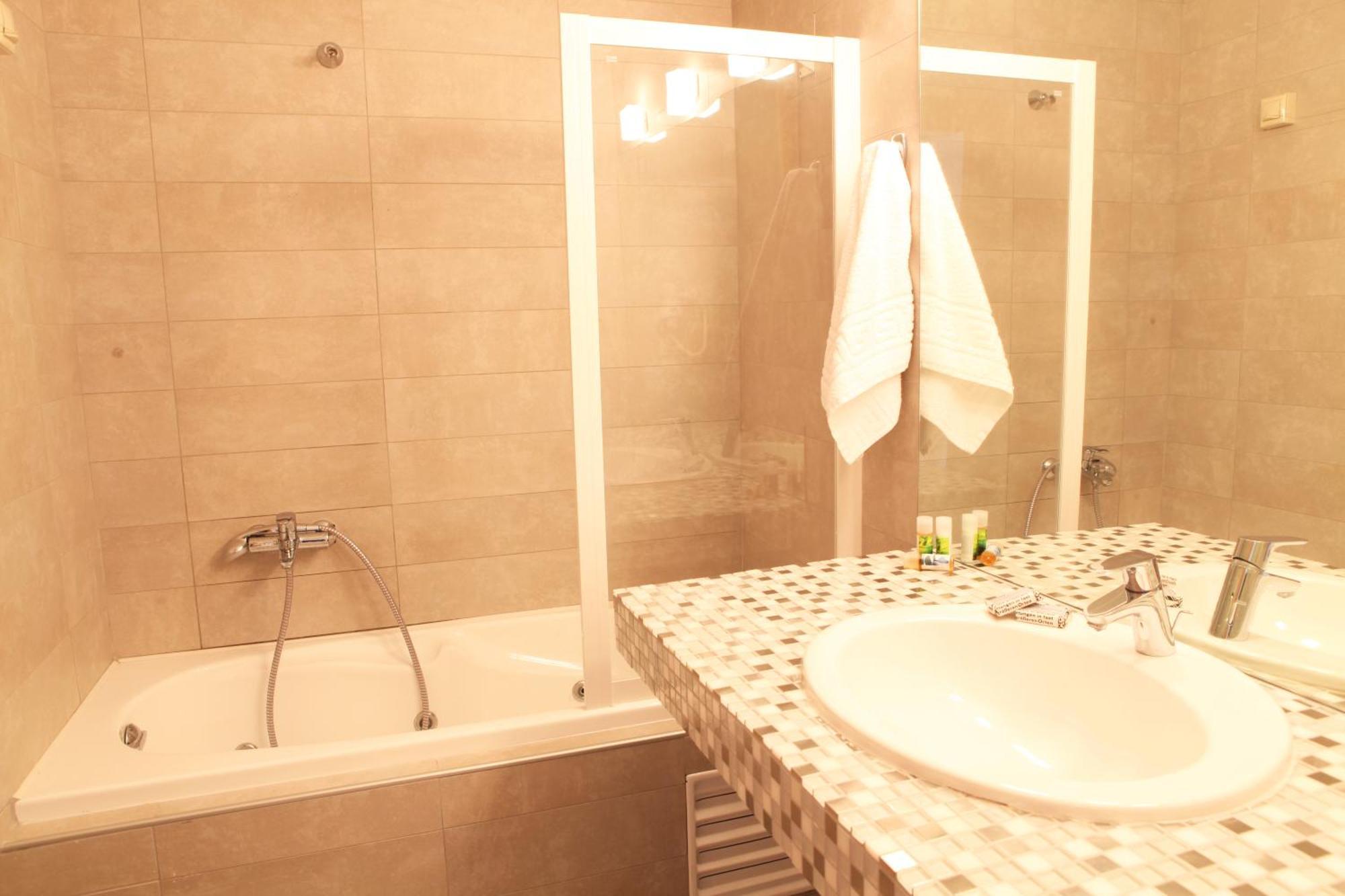 Hotel Alfa Édesza Kültér fotó